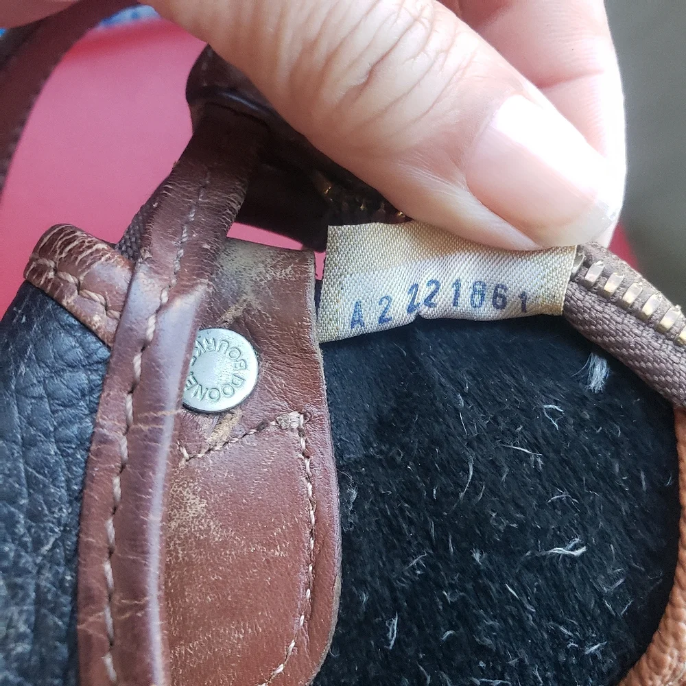 Vtg Dooney & Bourke All Weather Pebble Leather Black Small Hobo Shoulder bag